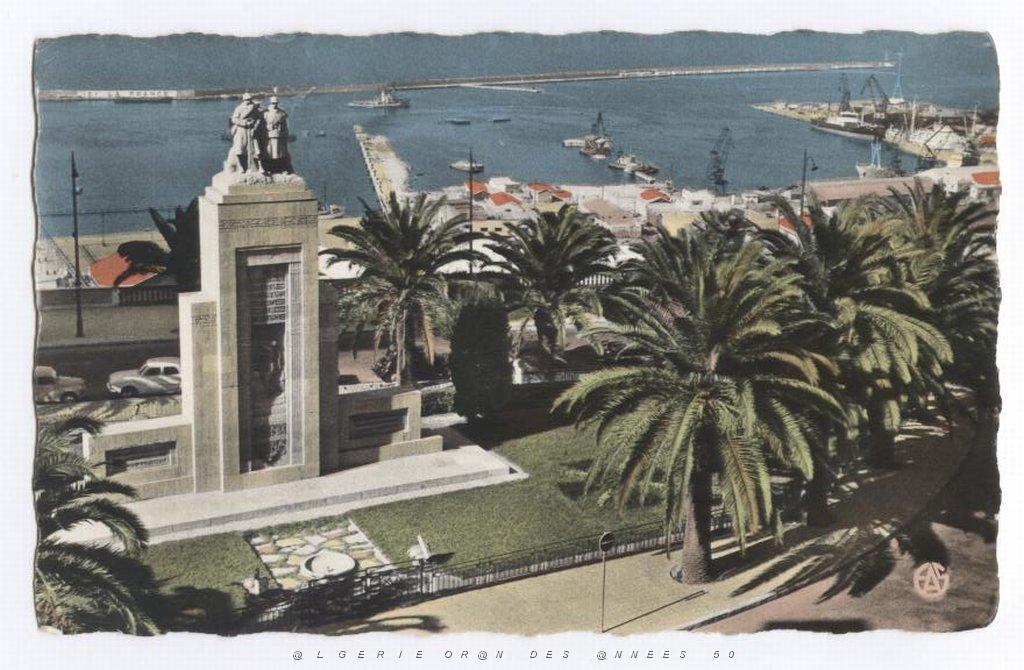 ORAN LE MONUMENT AUX MORTS.jpg